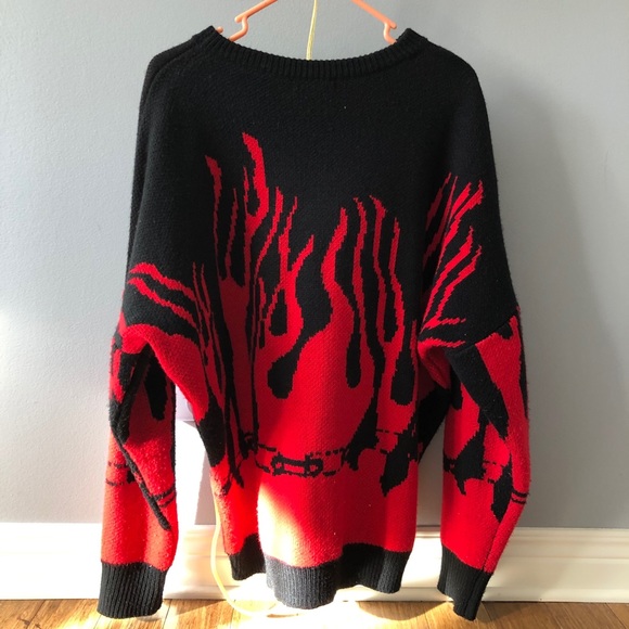 Sweater - Picture 2 of 2